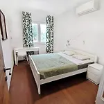 Two-storey House With Pool Umag