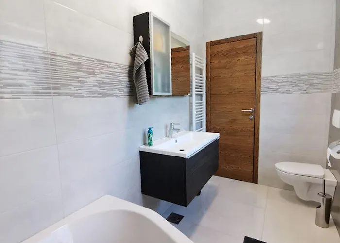 Two-storey House With Pool Vila *