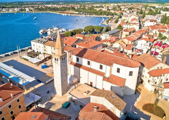 Two-storey House With Pool Vila *