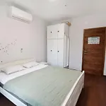 Two-storey House With Pool ヴィラ