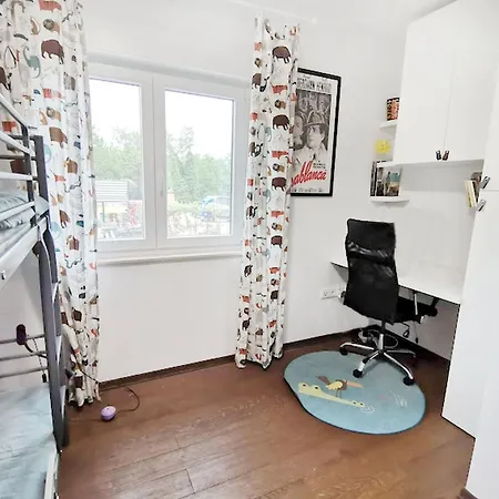 Two-storey House With Pool * Umag